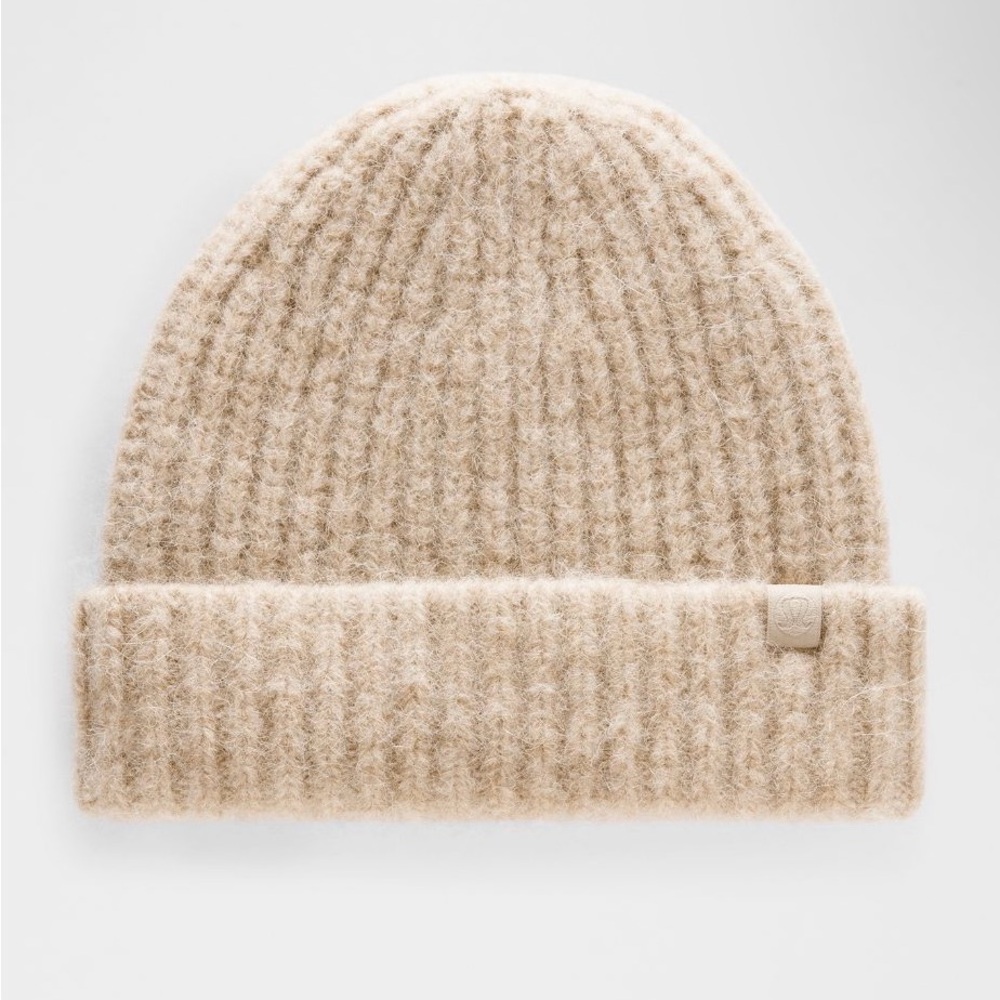 Alpaca Wool-Blend Cozy Ribbed Knit Beanie O/S. NWT